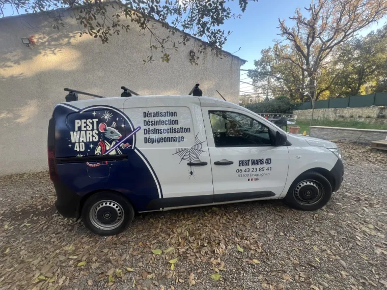 Service de désinfection professionnelle à Fréjus : Protégez vos espaces efficacement, Draguignan, Pest Wars 4D